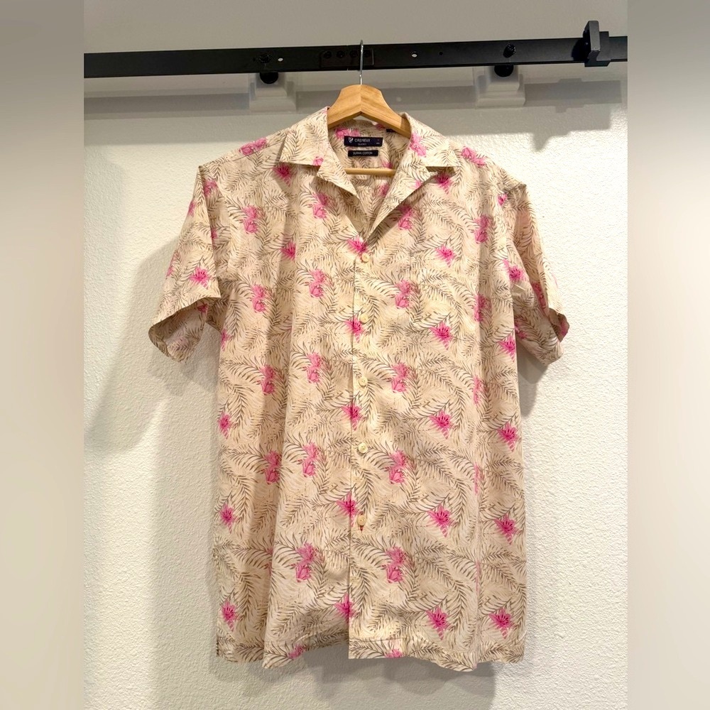 Cremieux shirt, M, such great quality! Short sleeve with single chest pocket.EUC